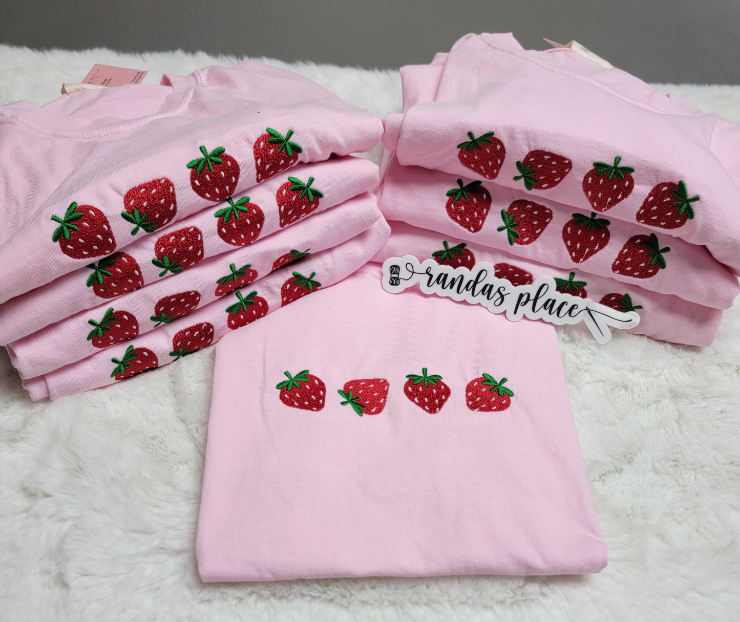 Blossom Strawbeery Tee