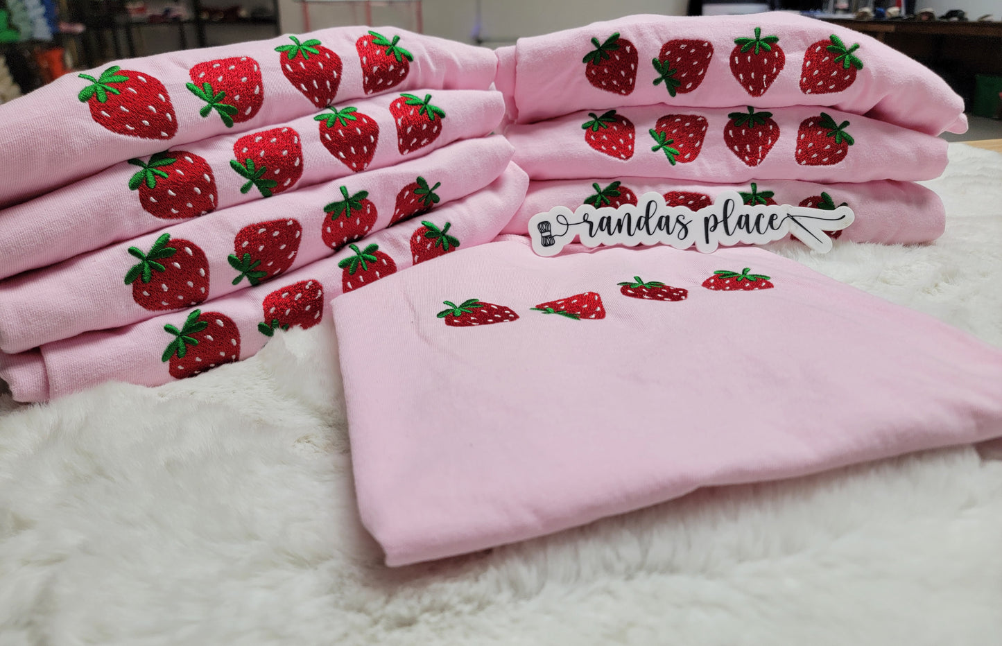 Blossom Strawbeery Tee