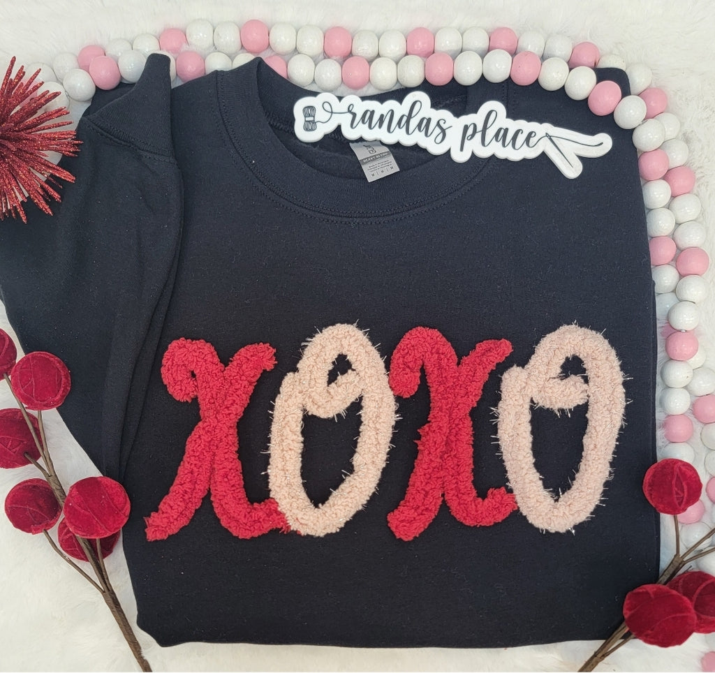 XOXO Chenille Yarn Valentine Crewneck