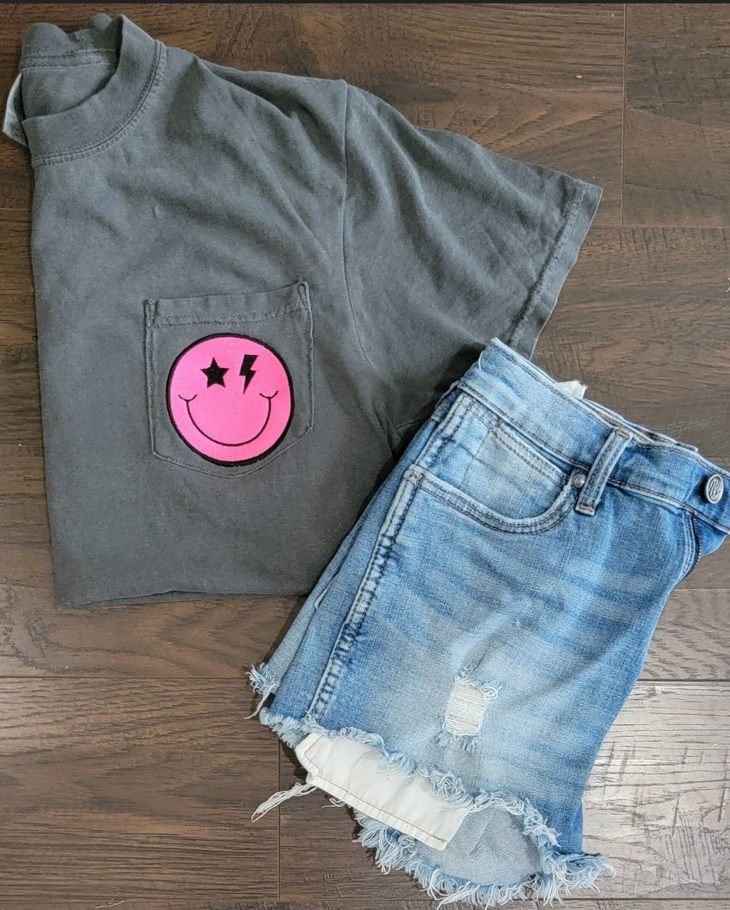 Lightning Bolt Smile Pocket Tee