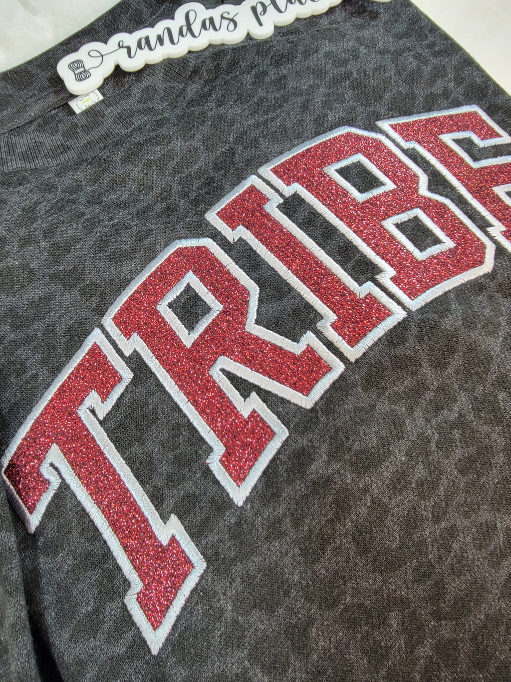 Tribe Leopard Ladies Crewneck