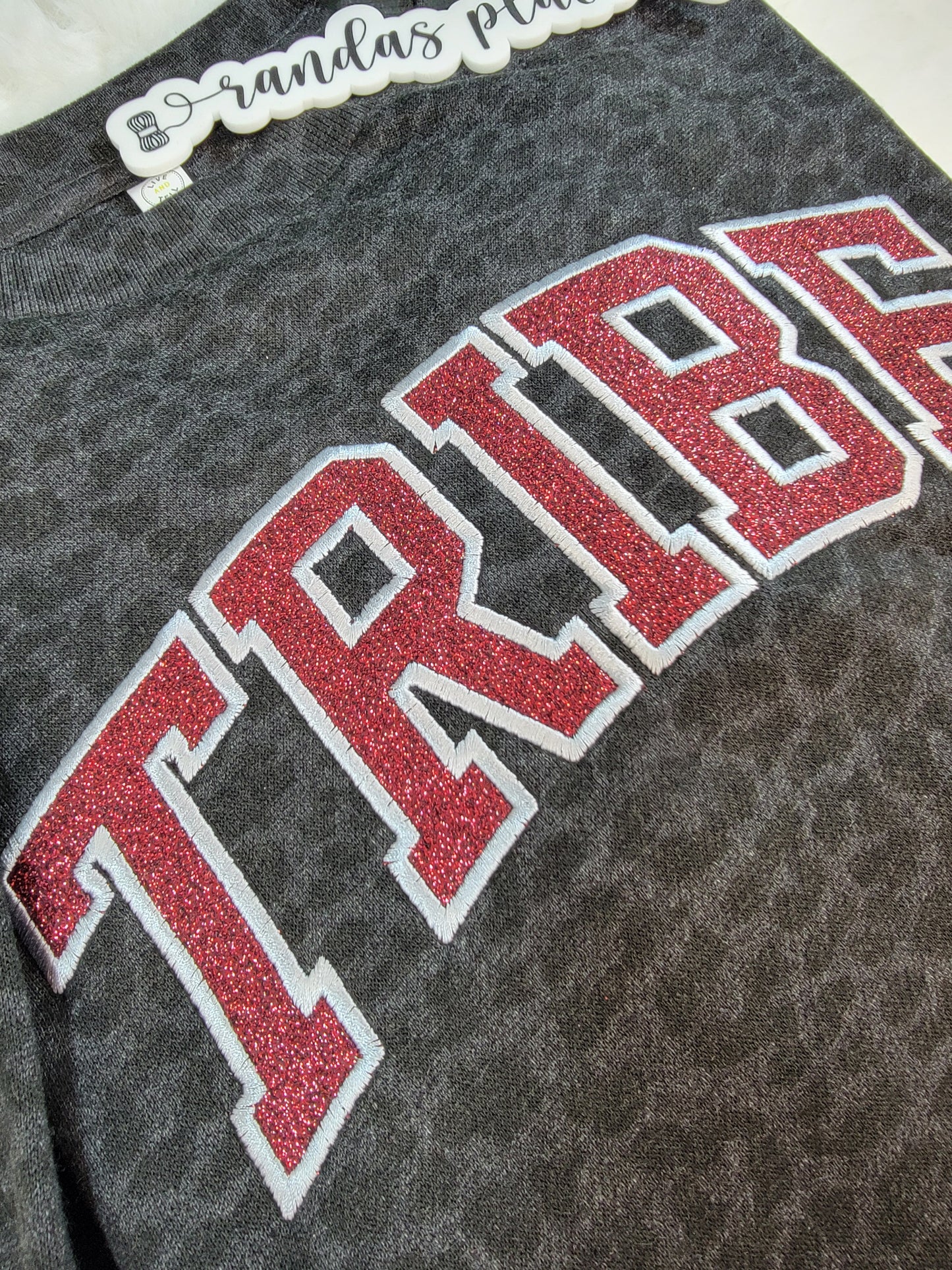 Tribe Leopard Ladies Crewneck