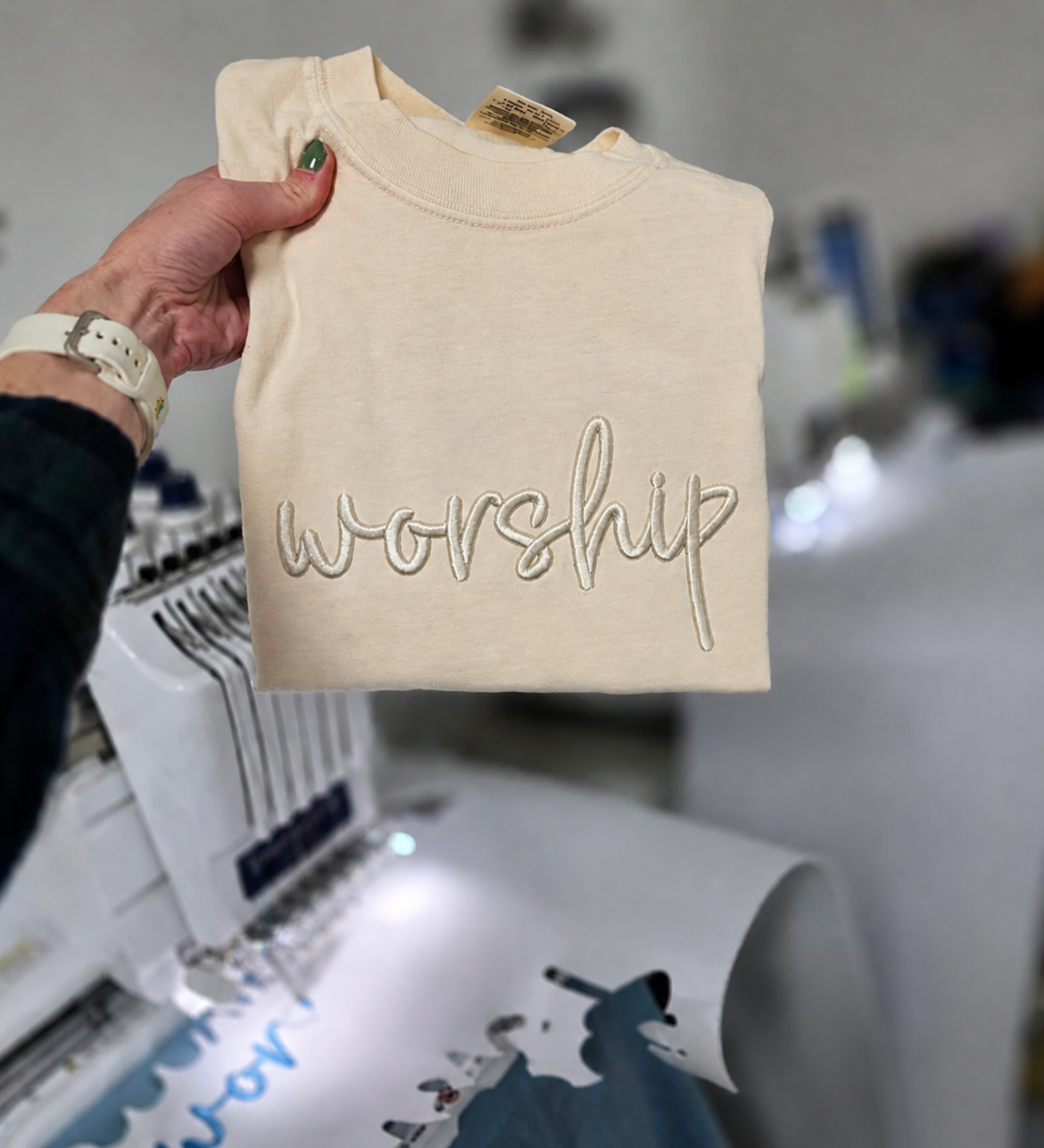 Worship Inspirational Puff Tee