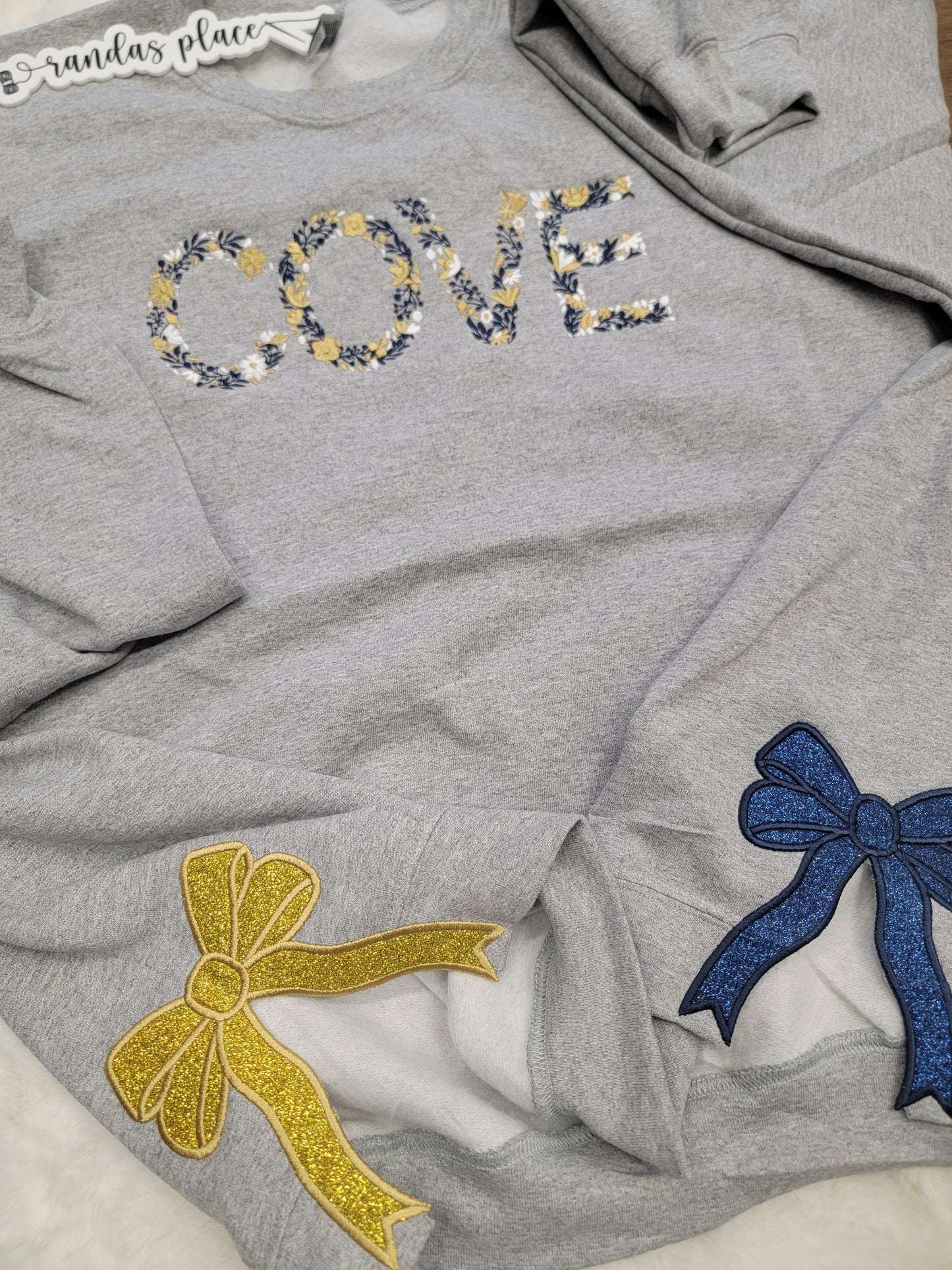 Cove Floral Crewneck