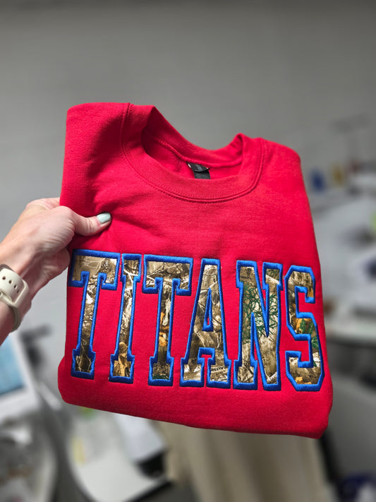 Titans Varsity Camo Fabric Applique Crewnecky